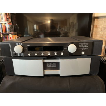 Mark Levinson  No.32 Reference Preamplifier