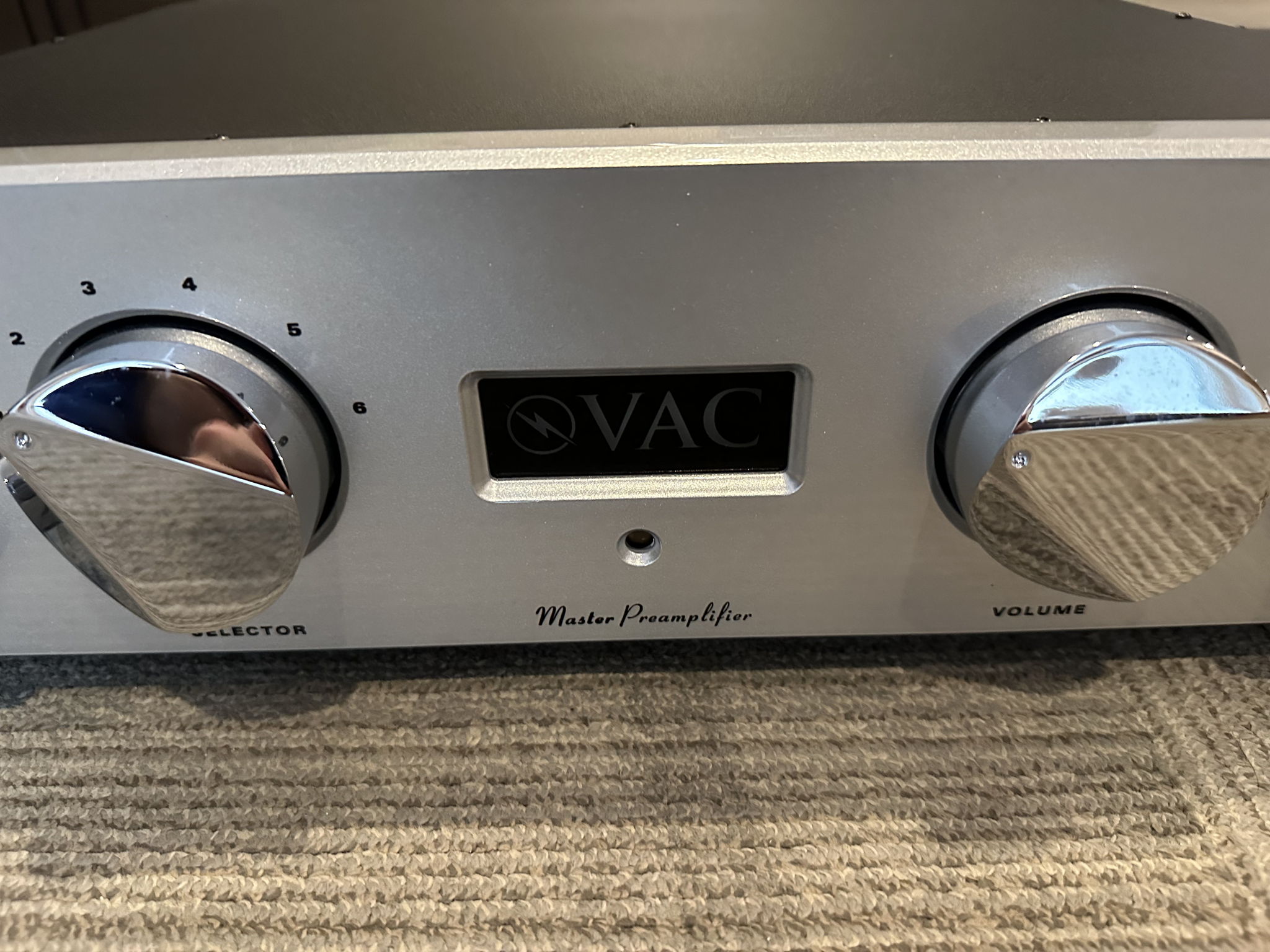 Valve Amplification Company Master Preamplifier (Silver) 6