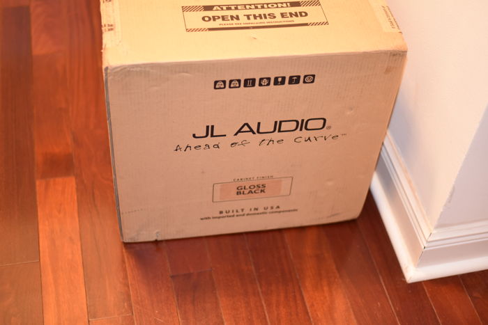 JL Audio Dominion D110 Gloss