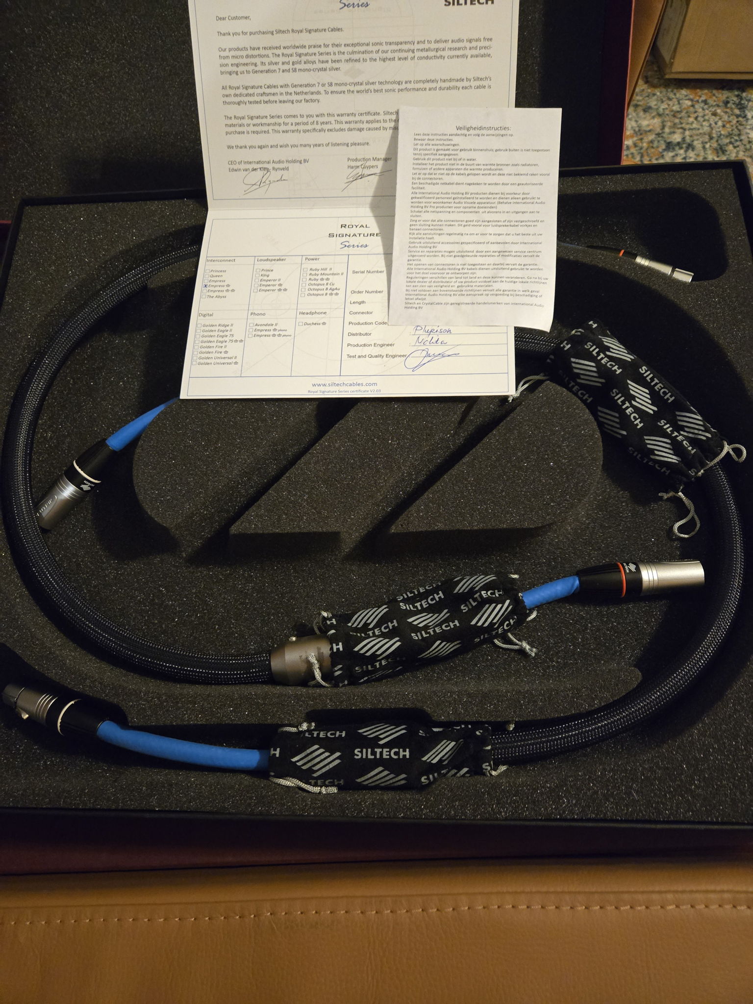 Siltech Cables Royal Single Crown Empress XLR interconn...