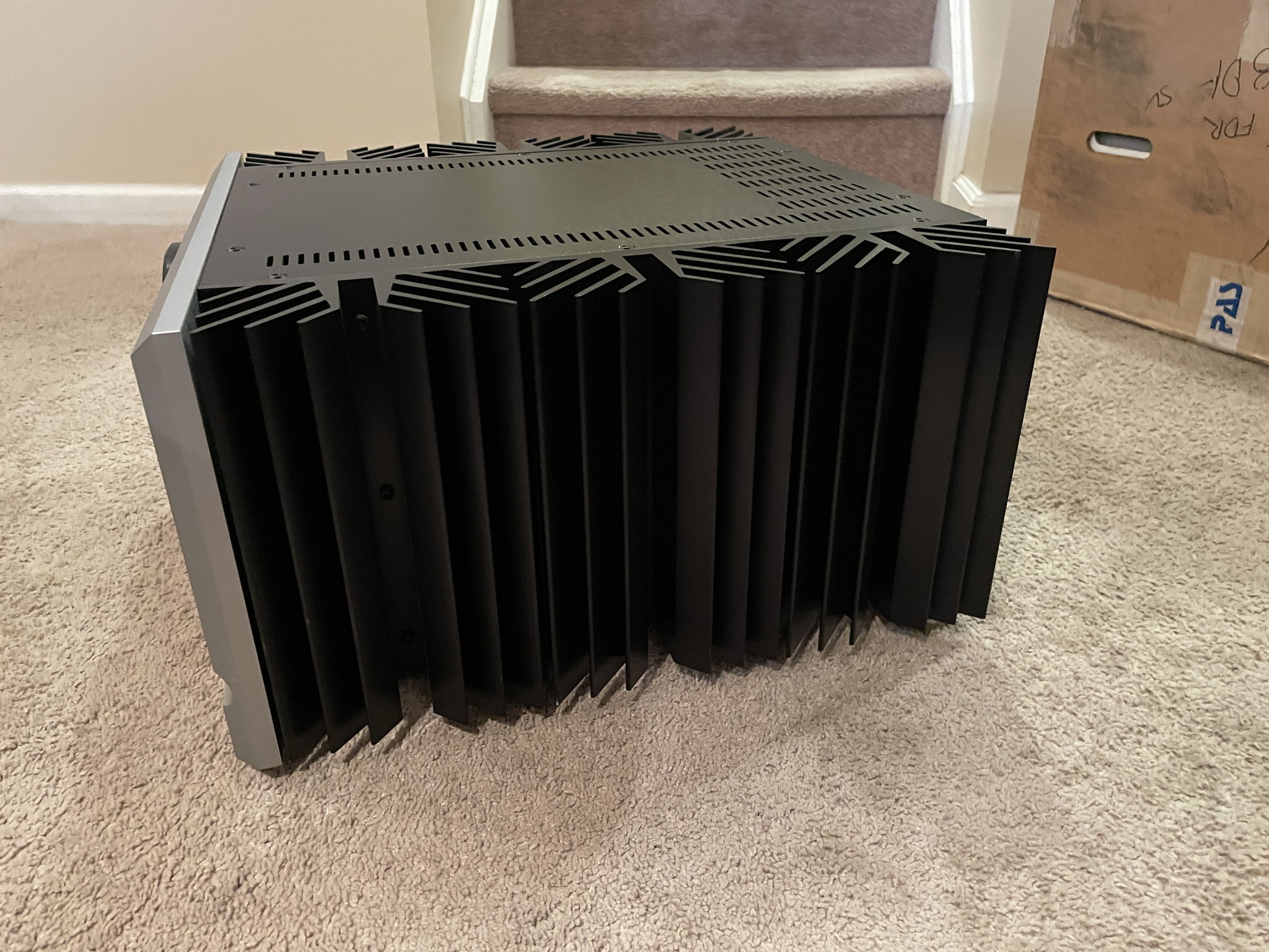 Pass Labs X600.8 mono amplifiers - mint customer trade-in 8