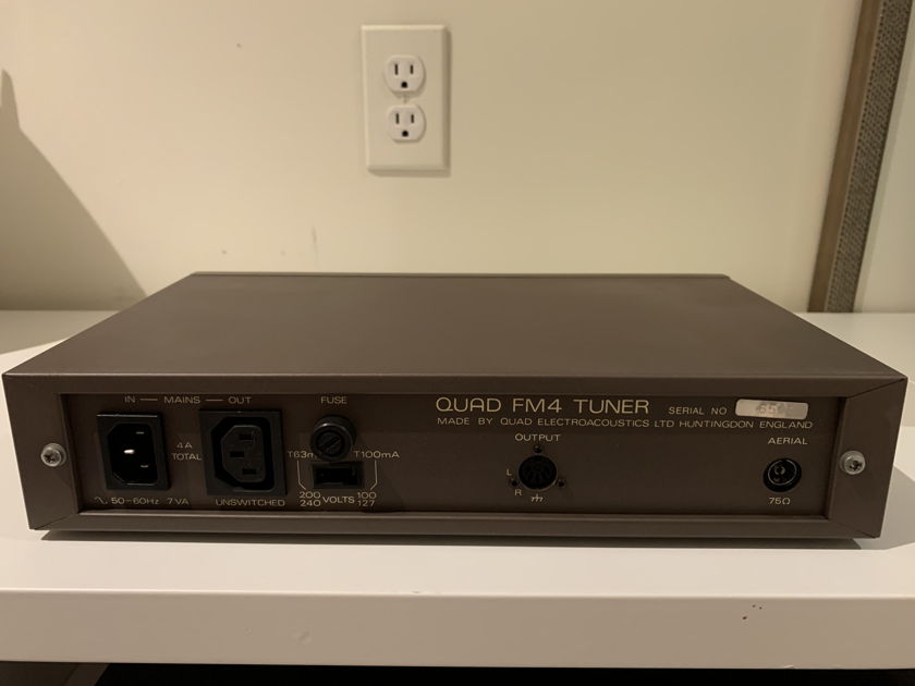 アンプ QUAD 44 / FM4 TUNER Quad FM-4 Tuner 44 Preamplifier 405-2 Amplifier Components