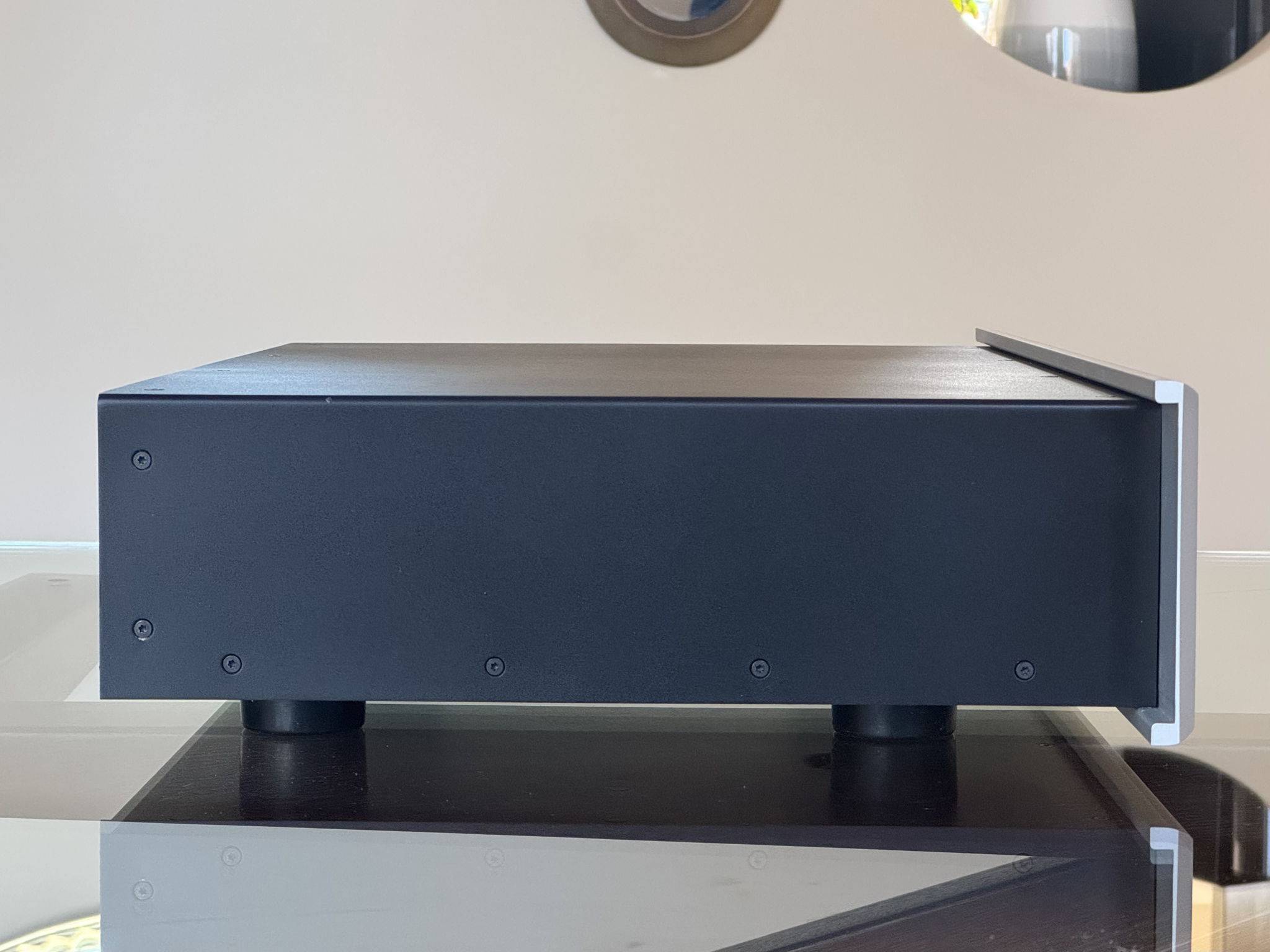 Bryston BR-20 Streamer DAC and Class A Preamplifier, Fr... 3