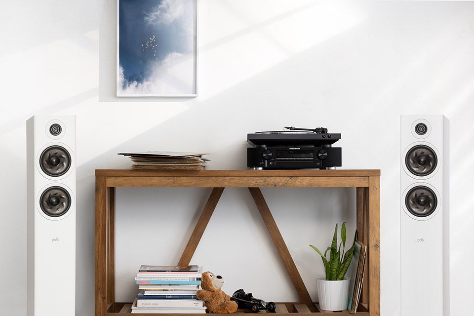 Polk Audio Reserve R600 Floorstanding Speaker in White ... 2