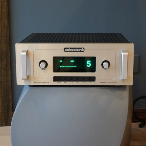 Audio Research Reference 5 Preamplifier