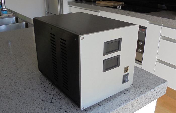 Balanced EI Ultra isolation transformer  220V – 240V (s...