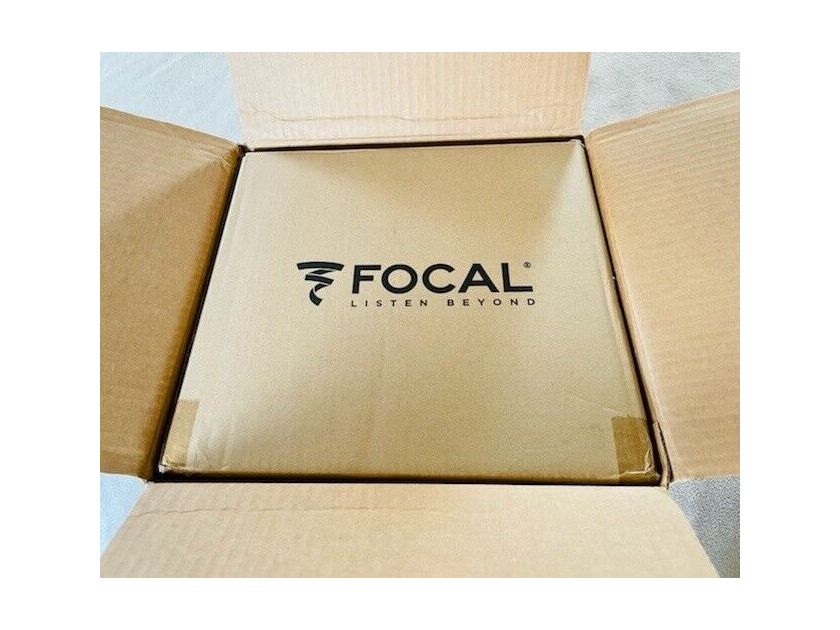 Focal Utopia Open Back Headphones with Case & Original Box