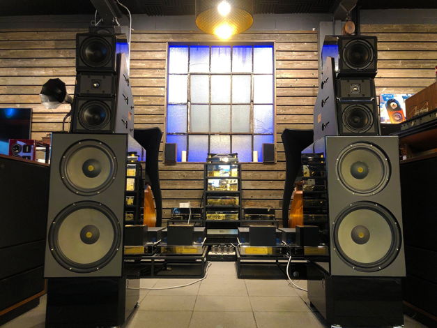 Wilson Audio X-1 Grand SLAMM Flagship Speakers - Restored