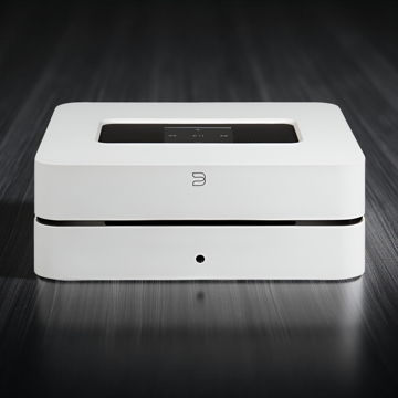 Bluesound VAULT 2i Music Player and Storage Drive in Wh...