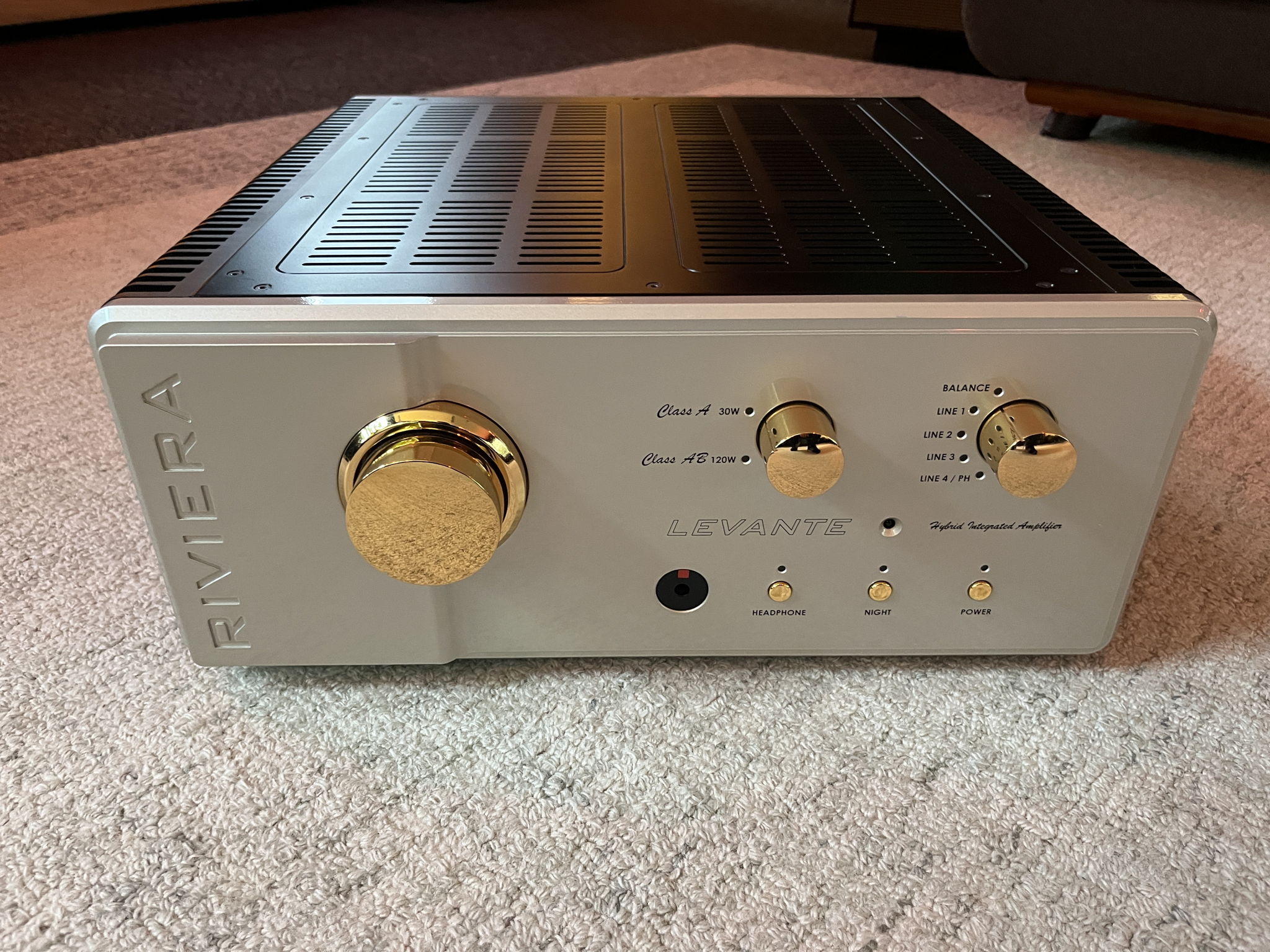 Riviera Labs Levante Integrated Amplifier Best of the Best 6