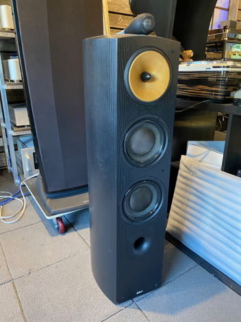 B&W (Bowers and Wilkins) Nautilus 803 Speakers with Gri...