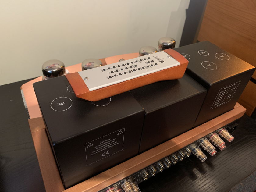 Unison Research Sinfonia Reference Quality Tubed Integrated Amplifier