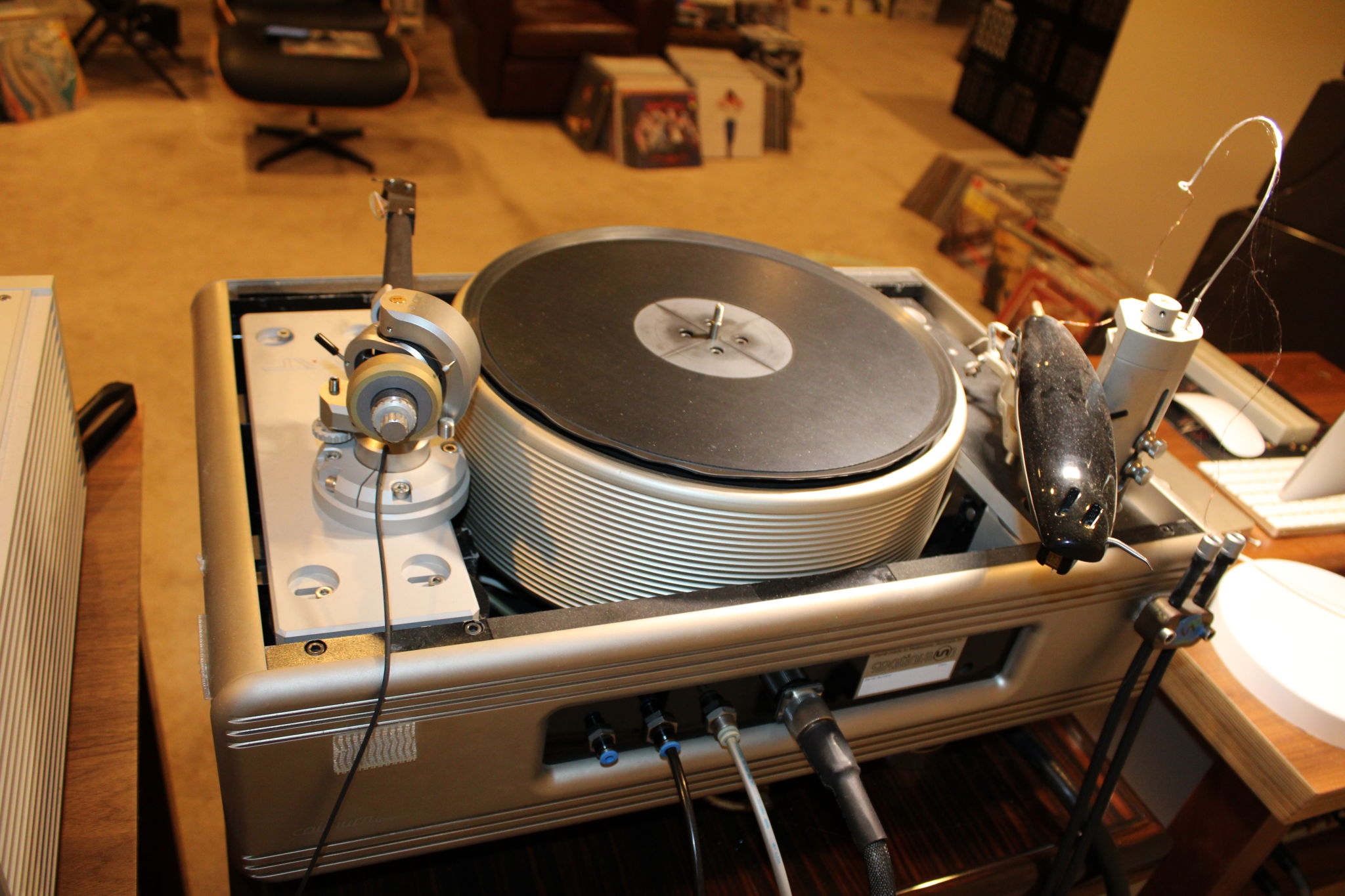 CONTINUUM AUDIO LABS CALIBURN TURNTABLE WITH COBRA TONE... 8