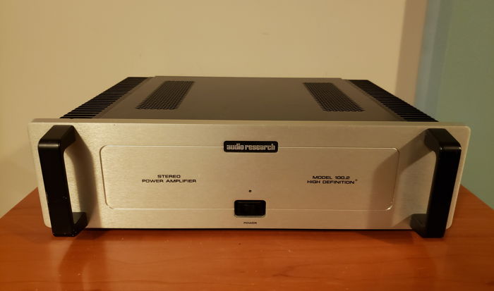 Audio Research Model 100.2 Stereo Power Amplifier. Pric...