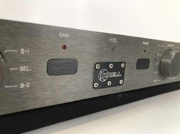 Krell KBL Analog Solid State Preamp w/External Power Su...