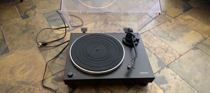 Audio-Technica AT-LP5 (local pickup only)