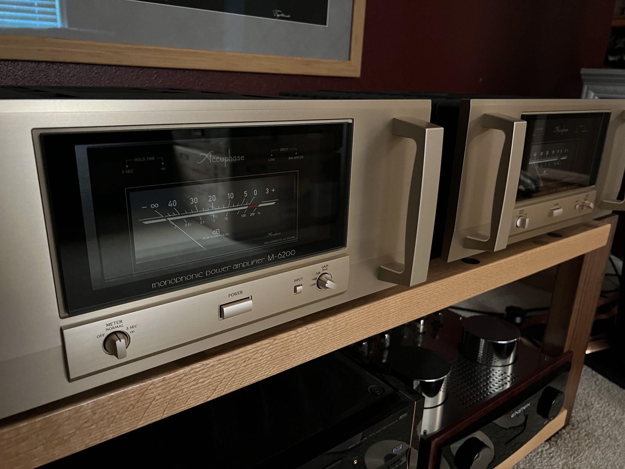 Accuphase m-6200 3