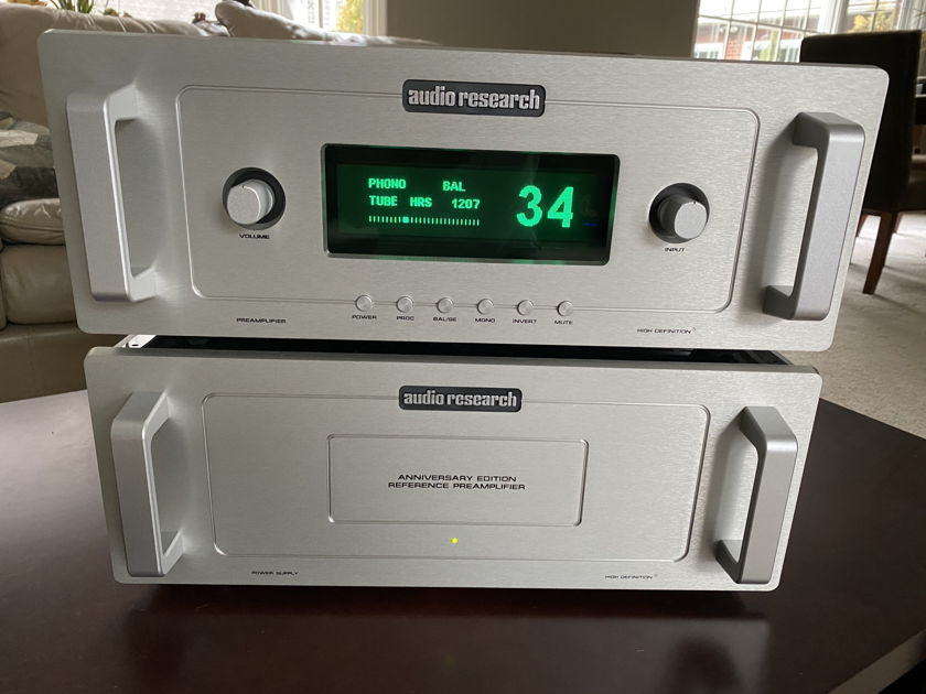 Audio Research  40th Anniversary Edition Reference Preamp Mint Condition