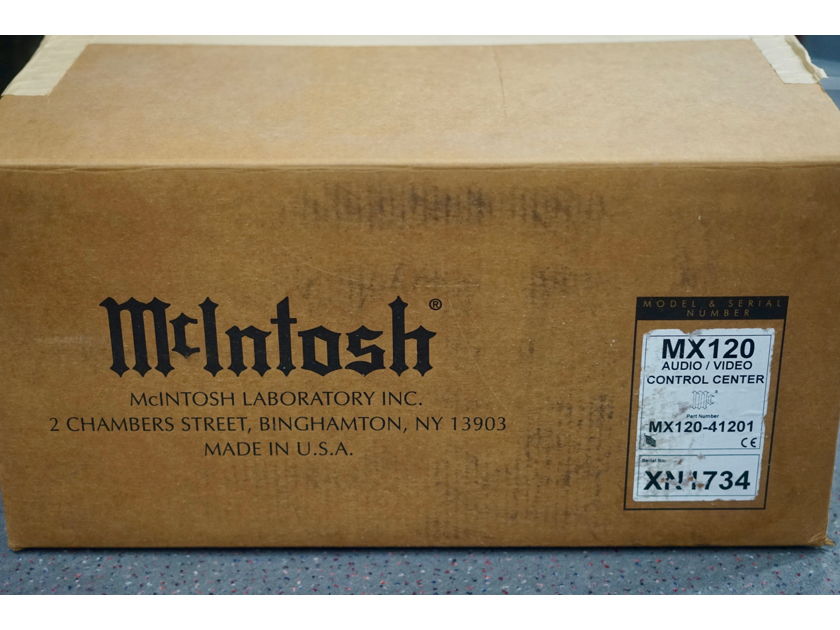 McIntosh MX120 A/V Processor Control Preamplifier - Excellent