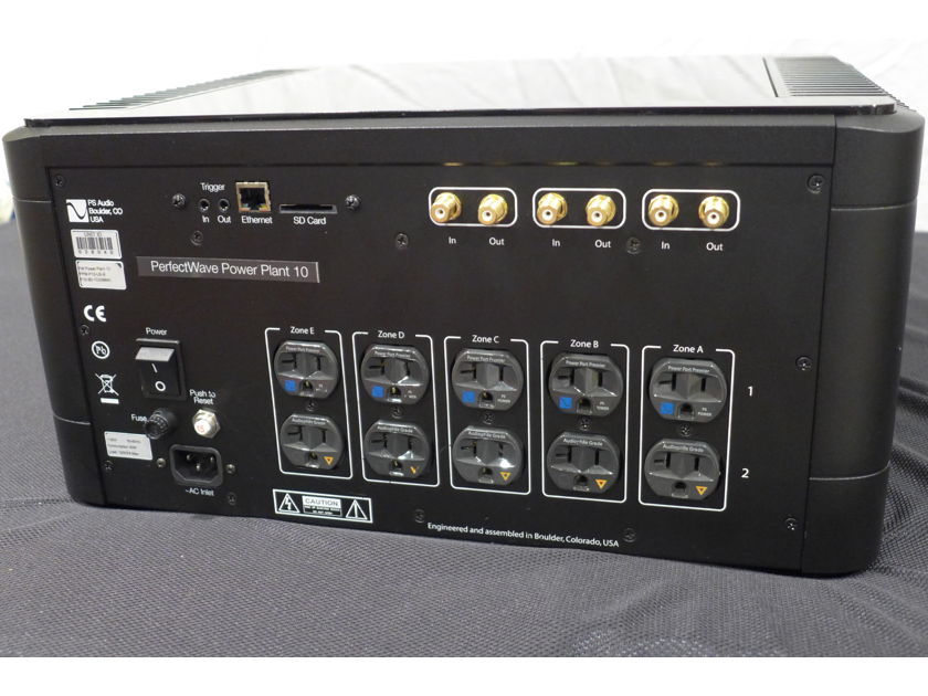 PS Audio PerfectWave P10 Power Plant Reference Level Power Conditioner