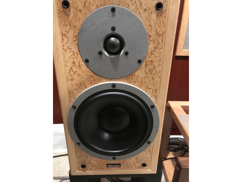 Dynaudio Special 25-Oregon pickup only