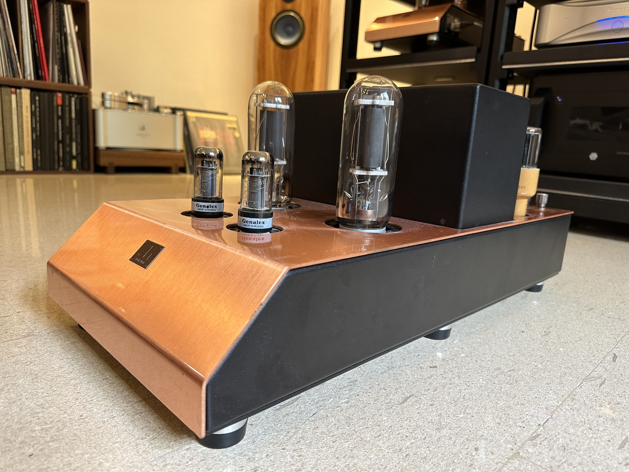 Audio Note (UK) Tomei Kensei + M8 Line Pre-Amplifier 5