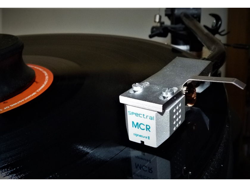 Spectral MCR Signature mkIIA  phono cartridge top Lyra / Scantech