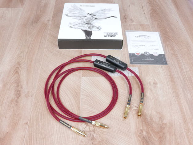 Audiomica Laboratory Red Reference RHOD Luxury audio in...