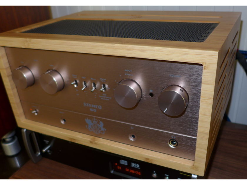 iFi Audio Retro 50 All-in-One Tube Intergrated with DAC, Bluetooth, Phono, Headphone Jack