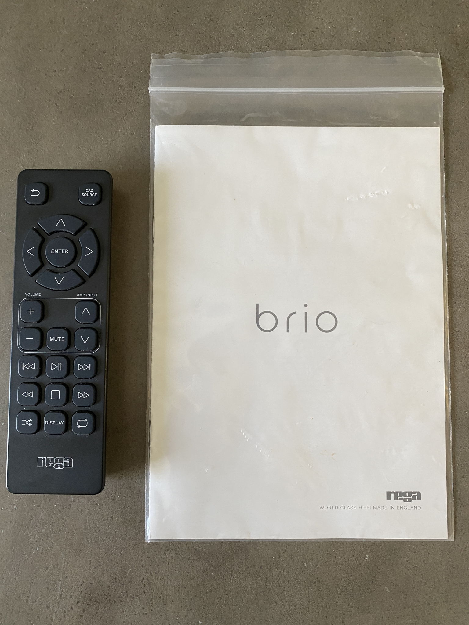 Rega Brio - Latest 2017+ Model - Excellent w Manual and... 9