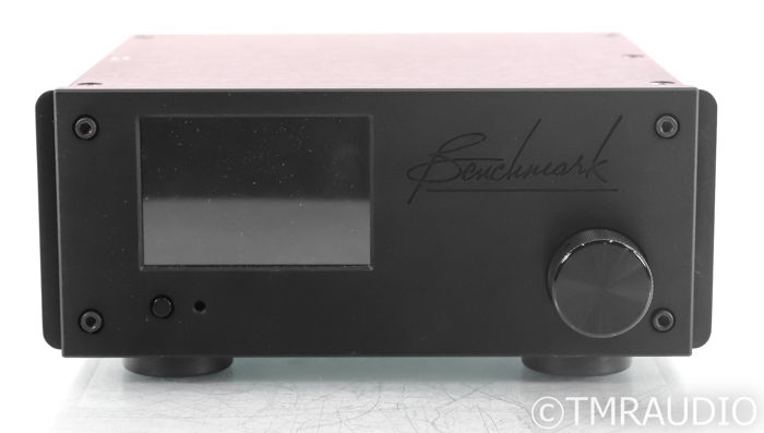 Benchmark LA4 Stereo Preamplifier; Black; Remote (44377)