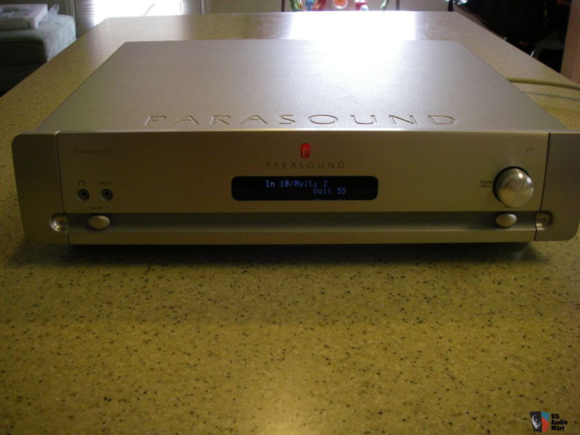 PARASOUND P7  ALL ANALOG BALANCED 7.1 MULTI CHANNEL PREAMPLIFIER