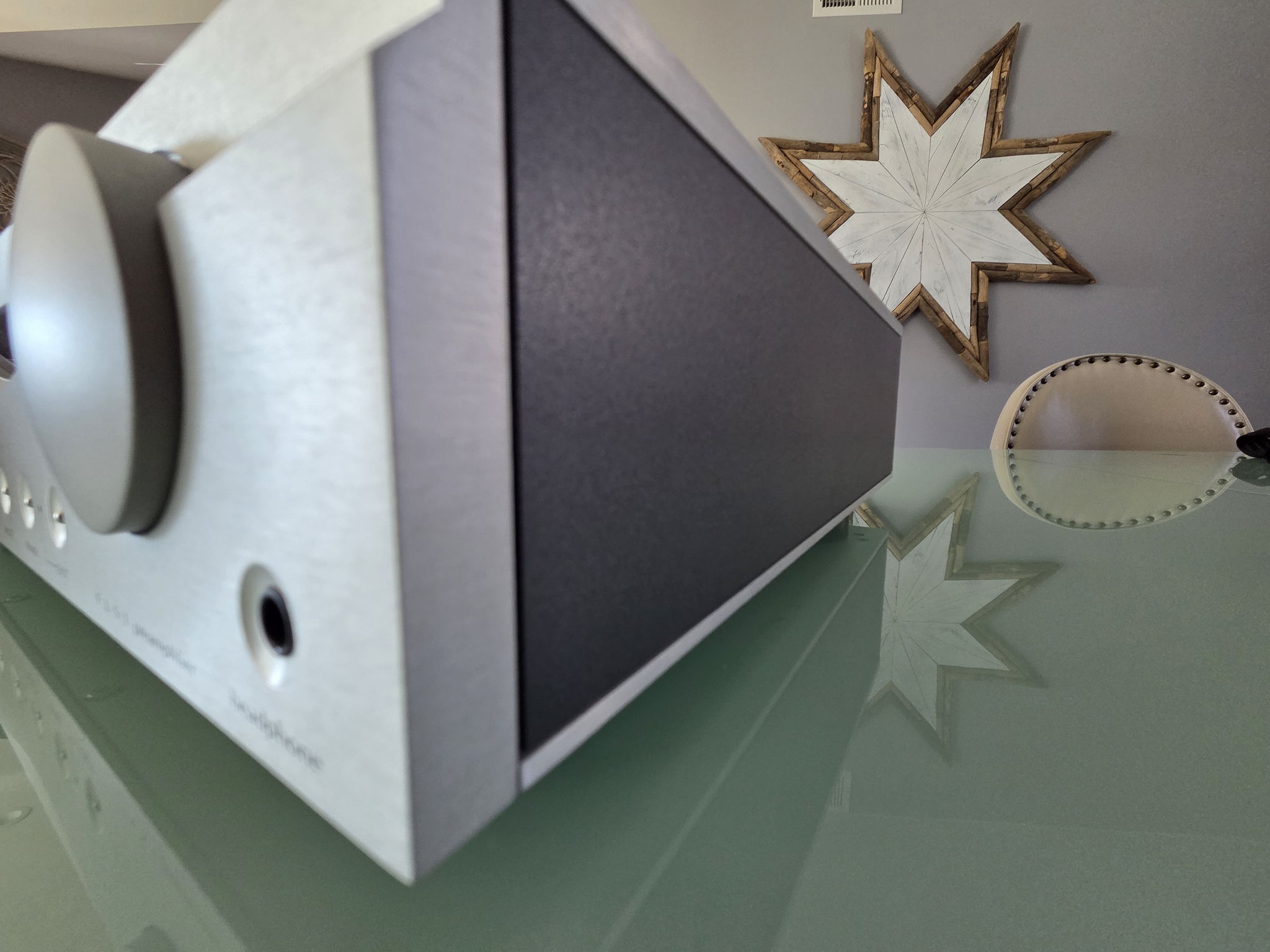 Audia Flight FLS 1 Preamp w/DAC + Phono Options - Demo ... 4