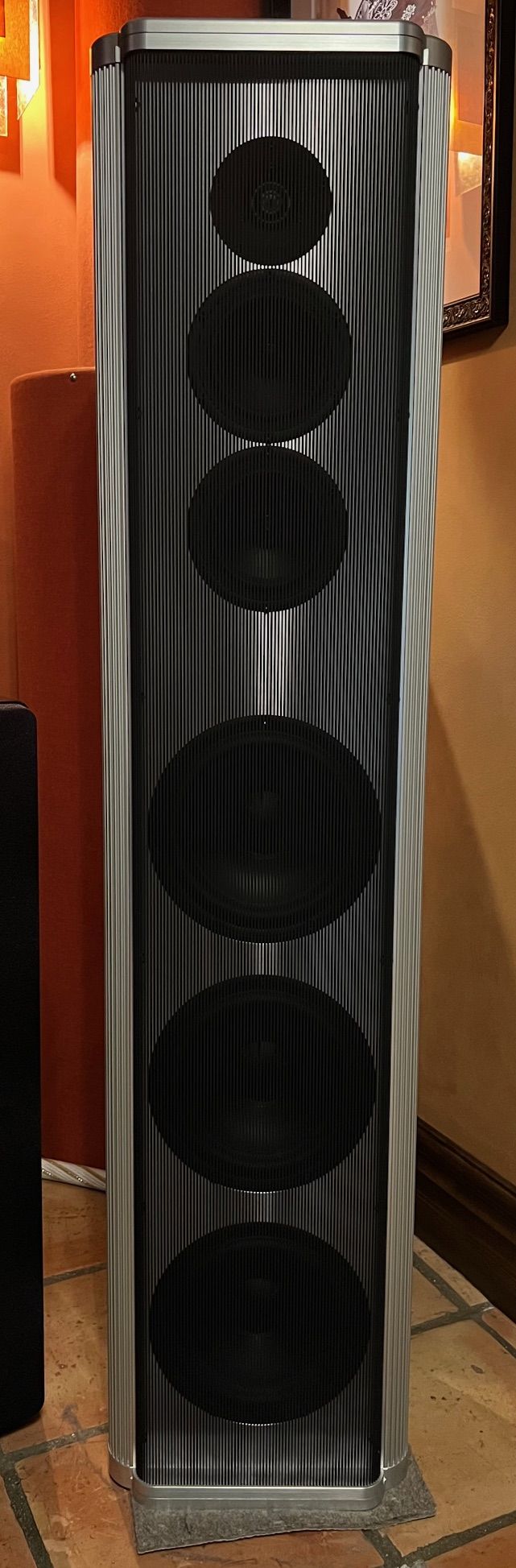 Krell LAT-1000 Speakers [Silver]