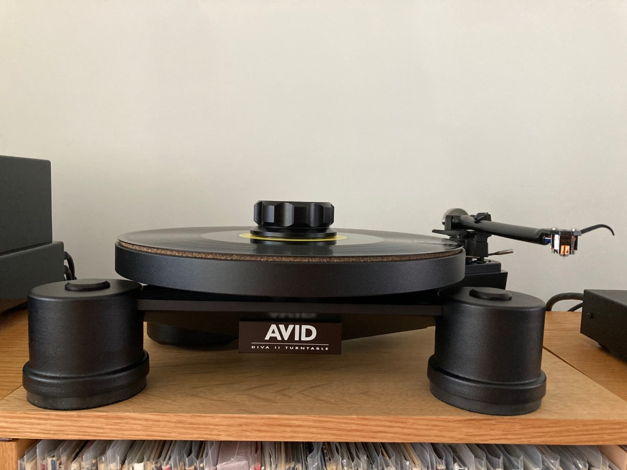 Avid Diva II turntable with NEW metal platter upgrade