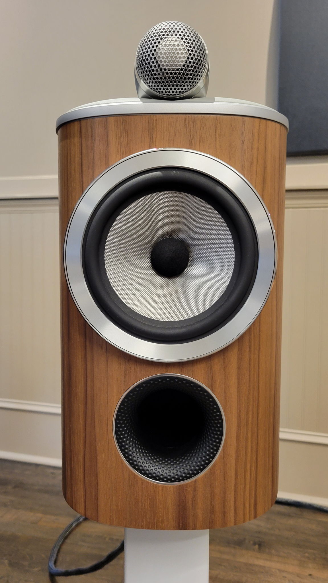 B&W (Bowers & Wilkins) - 805 D4 - Satin Walnut - Custom... 5