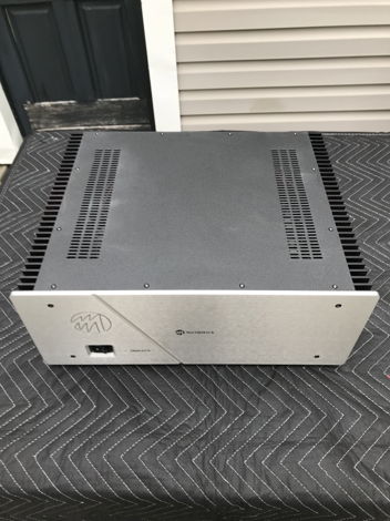 McCormack DNA-HT5 5 channel amp