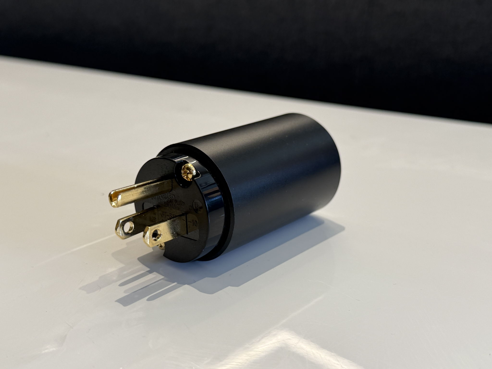 Ansuz Acoustics - D2 PowerBox, Sortz, Darkz, Sparkz, & ... 6