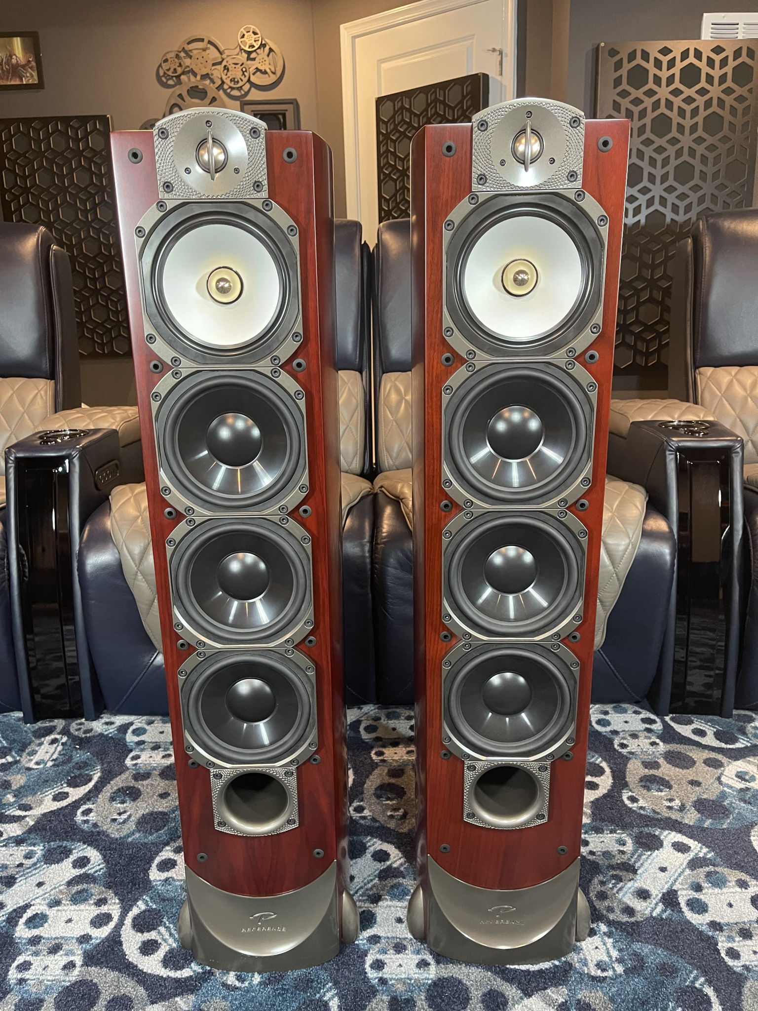 Paradigm studio 100 store v5 tower speakers