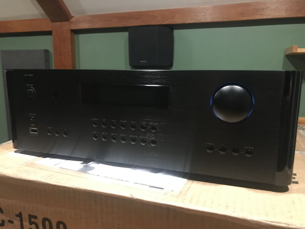 Rotel RC-1590 Preamp in Black...Great Condition & 40% O...