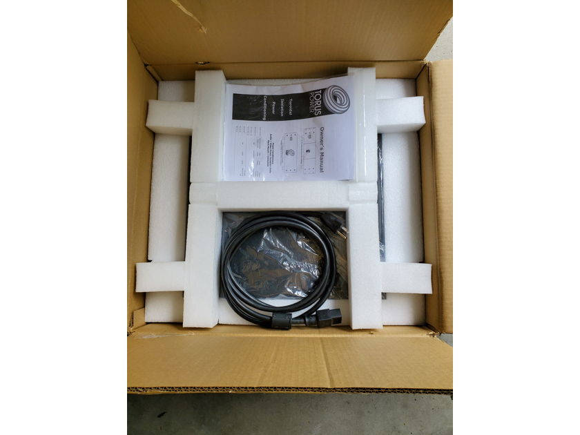Torus Power RM20 Power Conditioner in Black