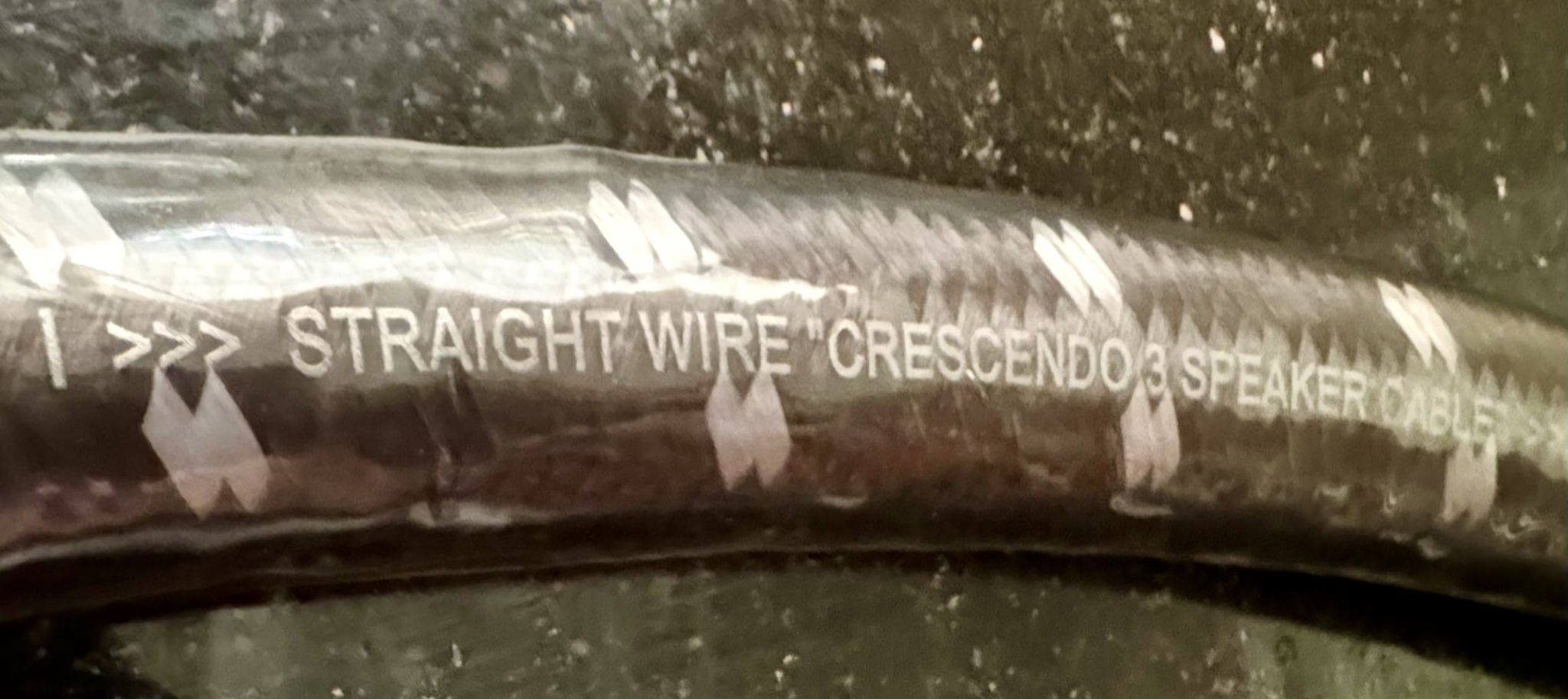 Straight Wire name brand up close.