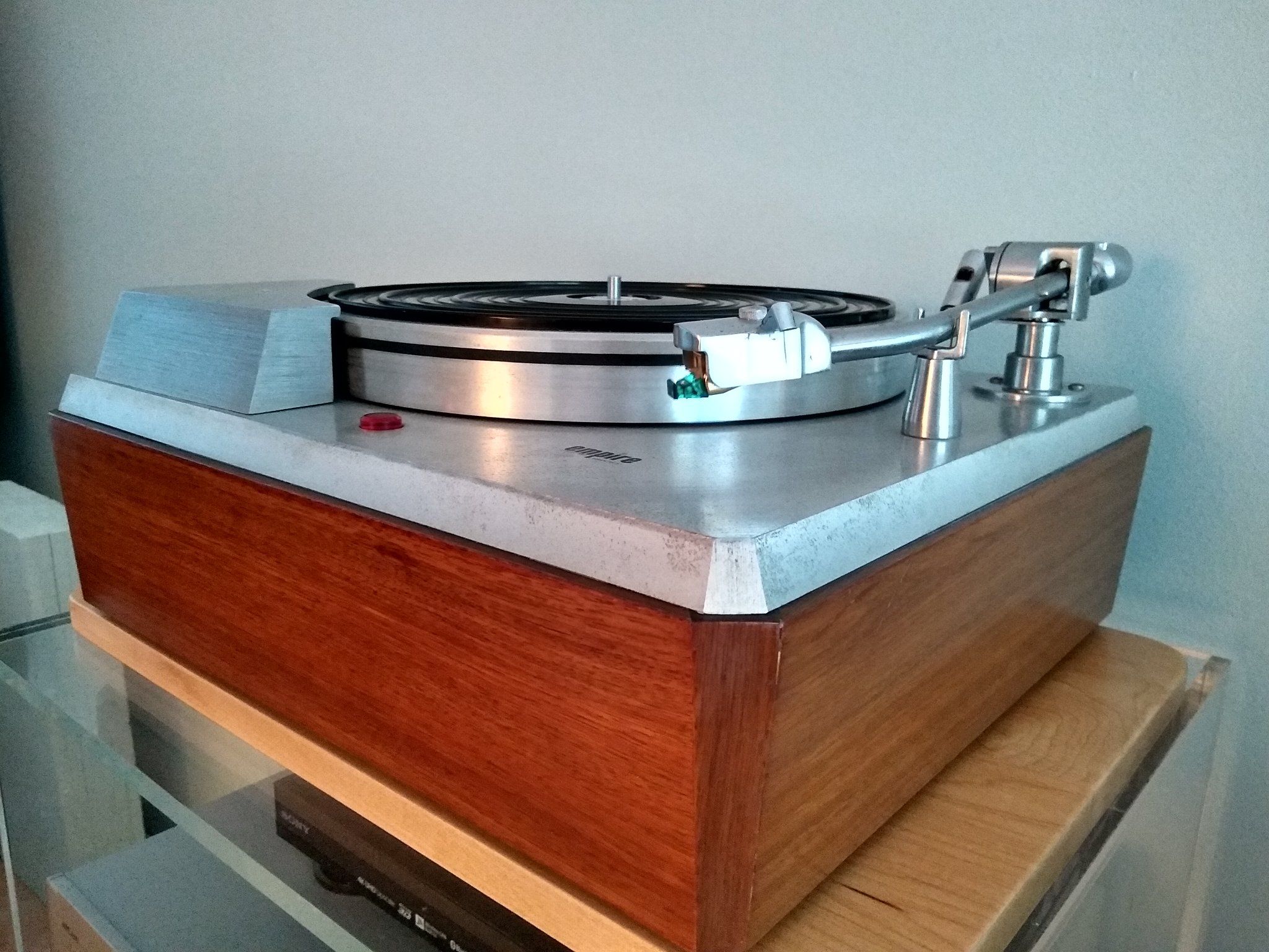 Empire 208 Turntable & 980 Tonearm with Empire 2000E MKlll Cartridge. Connected to McIntosh 1700 receiver.