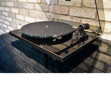 Pro-Ject Audio T1 Phono SB Turntable - Black w/ Ortofon...