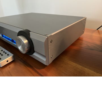Pass Labs XP-12