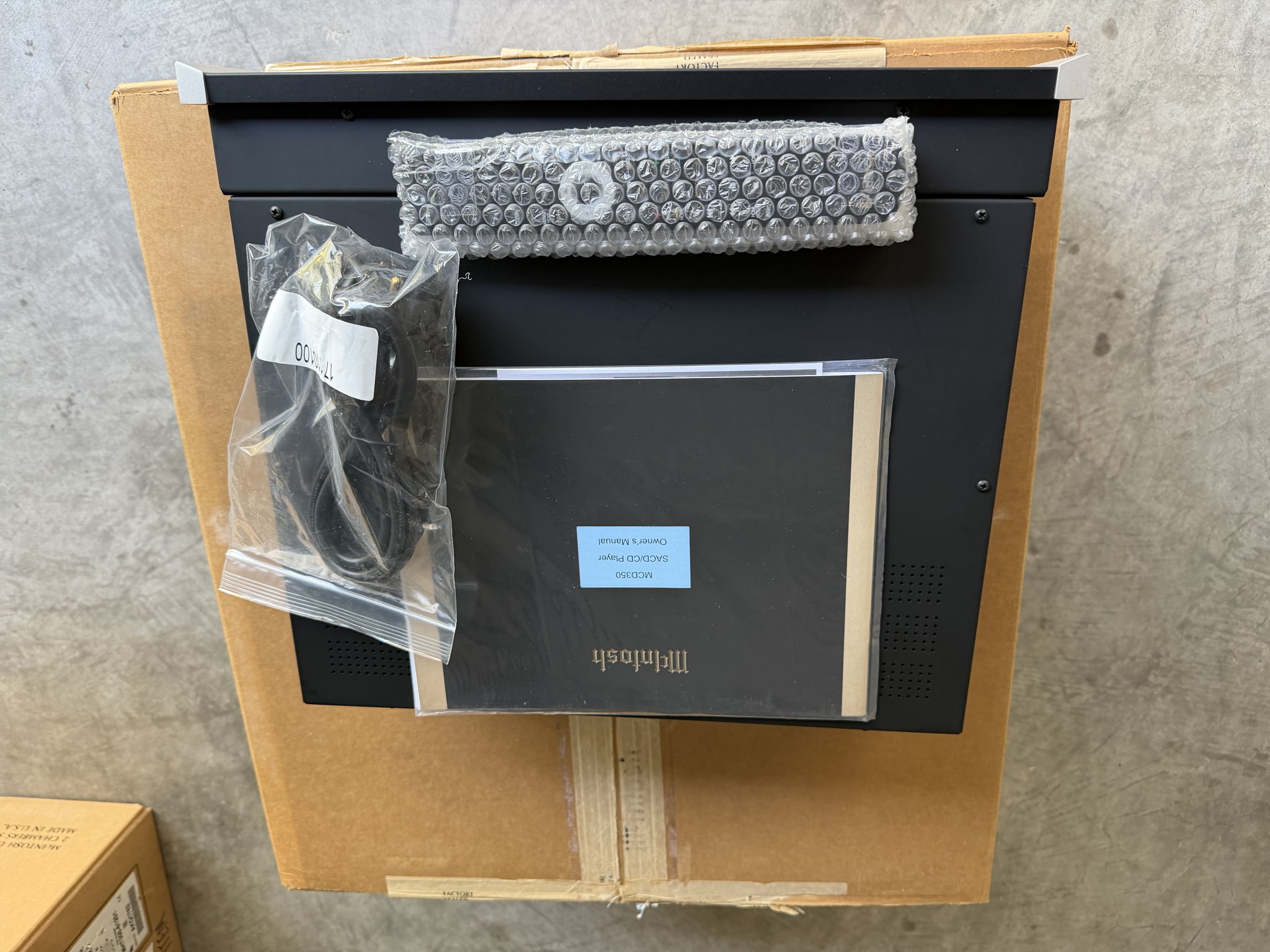 McIntosh MCD350 SACD PLAYER 4