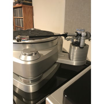 ACOUSTIC SIGNATURE ASCONA TURNTABLE WITH GRAHAM ARMBOARD