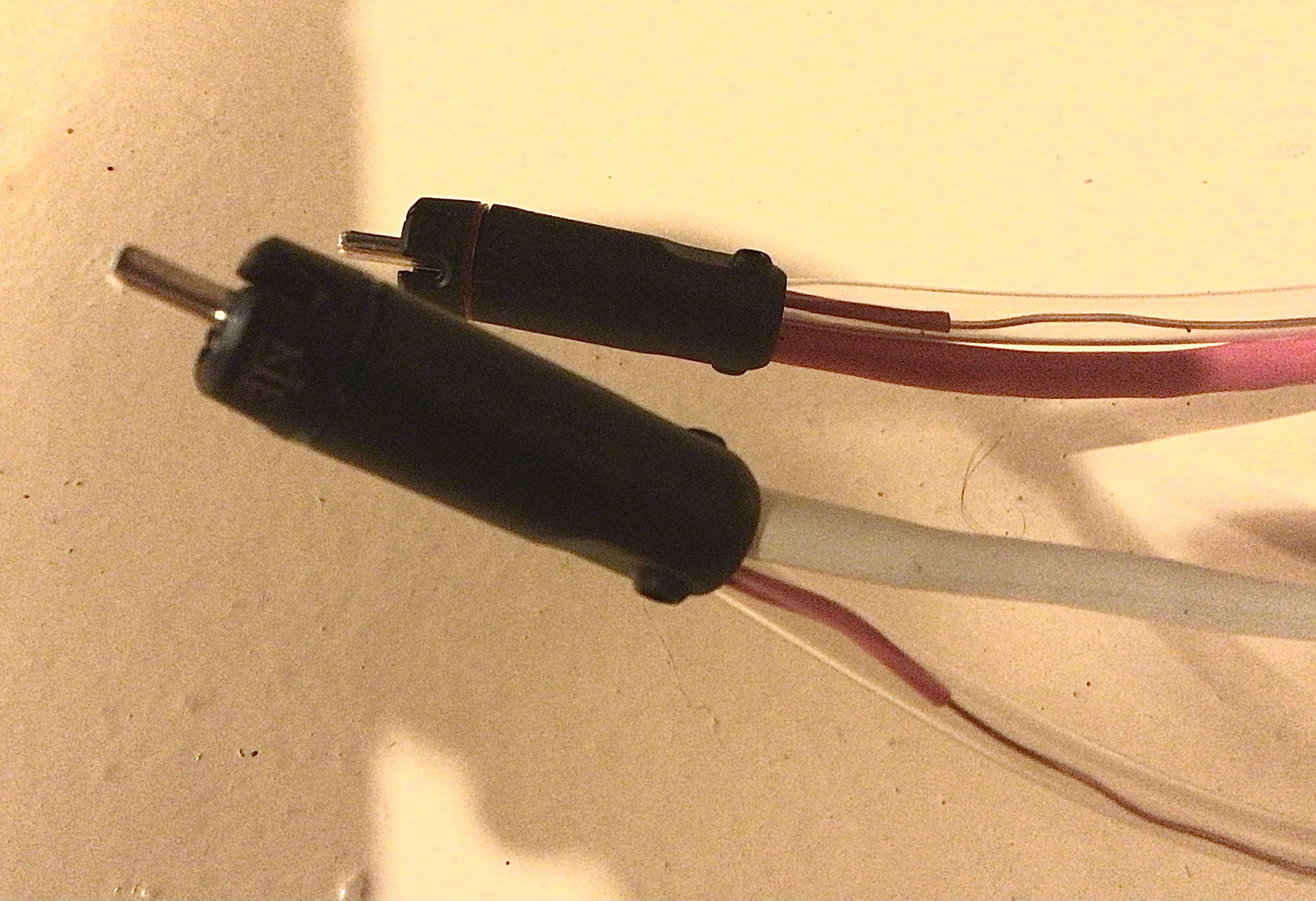 Wire is solid copper, 18 gauge