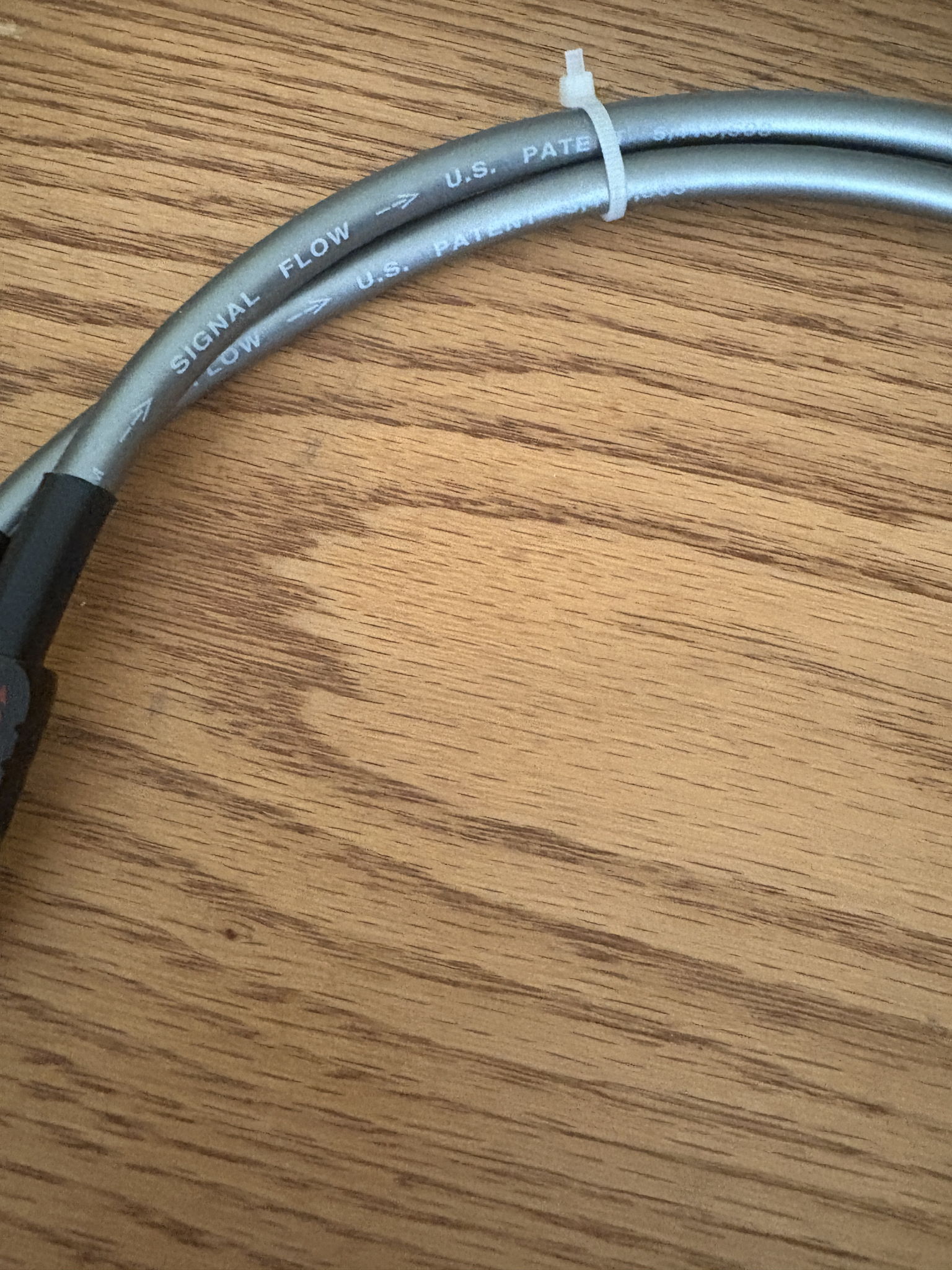 Wireworld Equinox 6 RCA interconnects, (2) 1m and (1) 1... 8