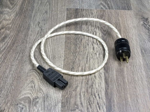 Crystal Cable Power Special audio power cable 1,0 metre...